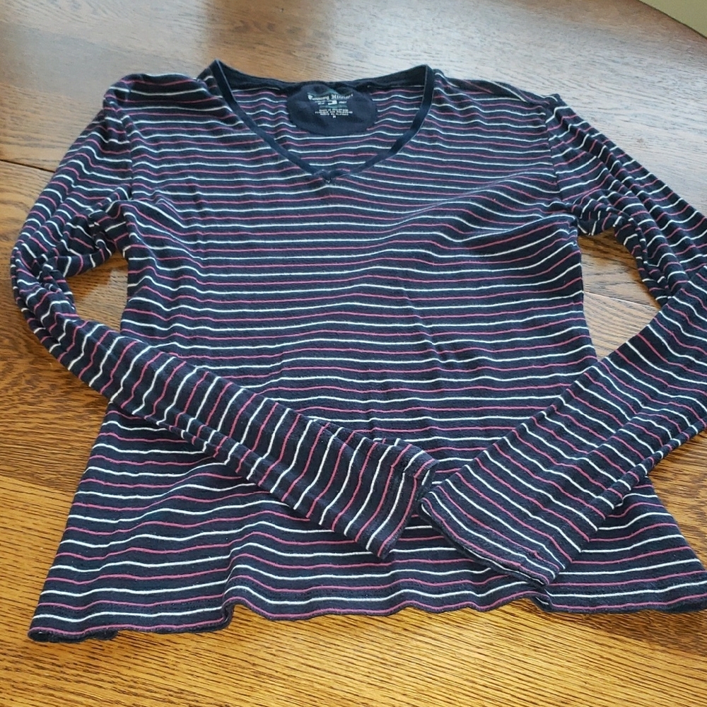 Tommy Hilfiger Striped V-Neck Lightweight Long Sleeve Tee Size: M